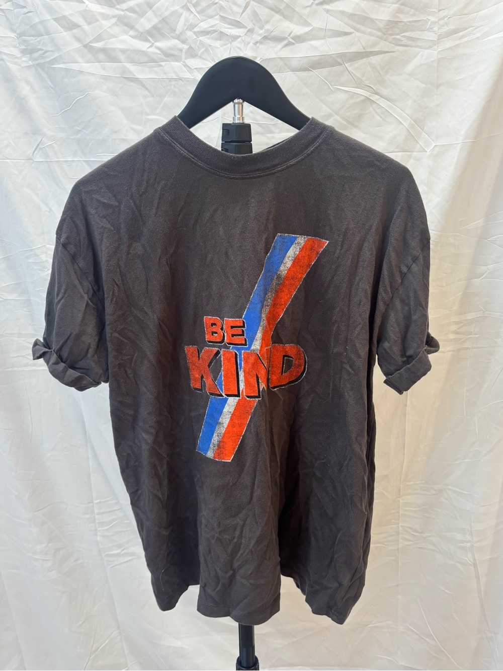 Girl Dangerous Be Kind Graphic Tee Size M Charcoal